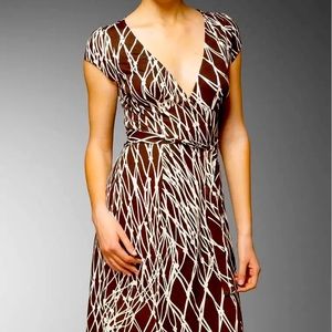 Diane Von Furstenberg ‘Kyle’ Silk Wrap Dress Sz 8